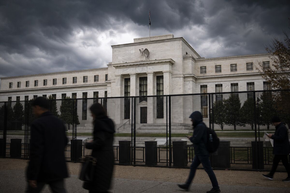 US Stock Futures Rise as Oil Retreats Ahead of the Fed Decision