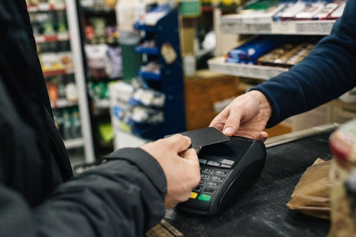 Global Payments Rallies as CD&R Takeover Report Puts Merger Arbitrage Back in Focus